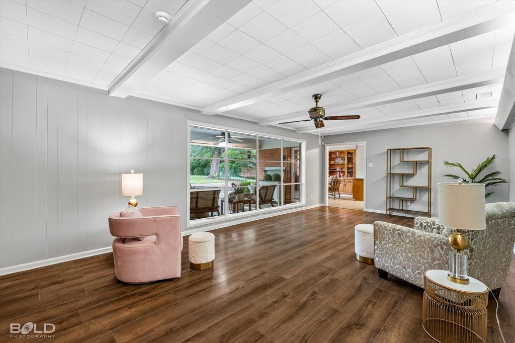 Shreveport, Louisiana 71105, United States, 3 Bedrooms Bedrooms, ,3 BathroomsBathrooms,Residential,Active,142571