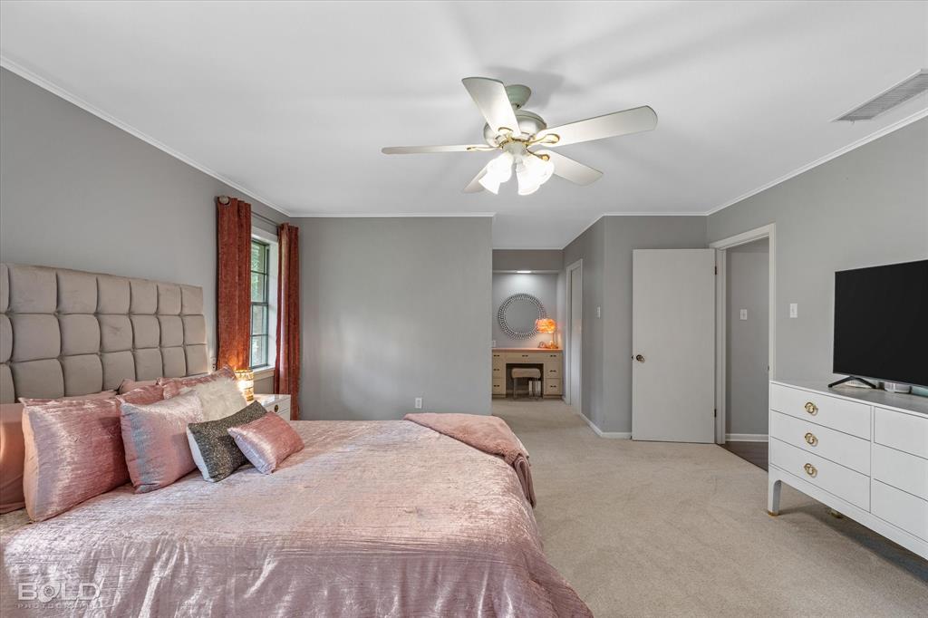 Shreveport, Louisiana 71105, United States, 3 Bedrooms Bedrooms, ,3 BathroomsBathrooms,Residential,Active,142571