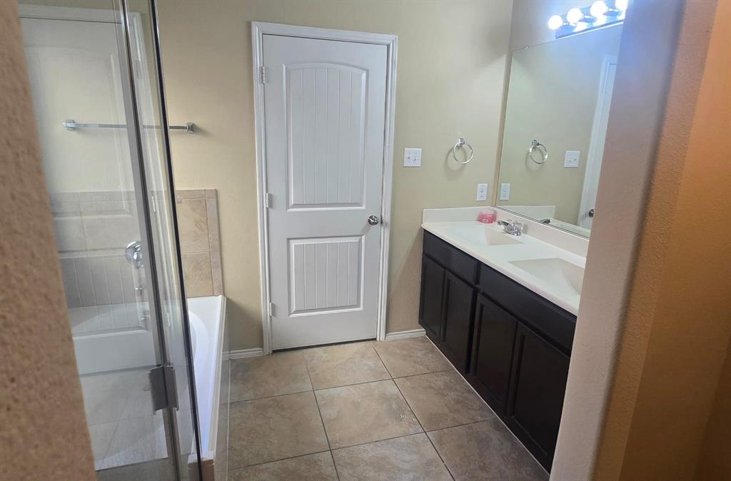 Pecan Ridge Estates Ph Two - Residential Lease