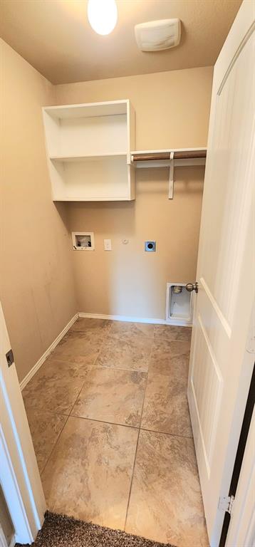 Pecan Ridge Estates Ph Two - Residential Lease