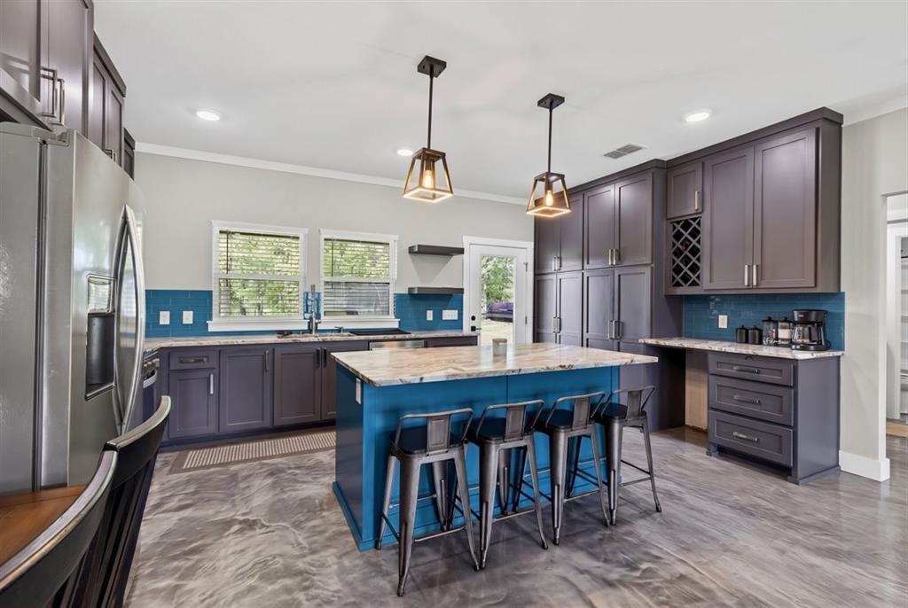 9968 County Road 1200