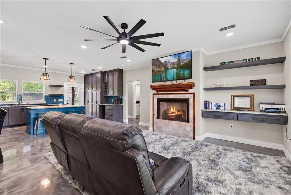 9968 County Road 1200