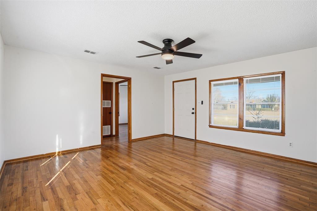 Wit Haven - Commercial Sale