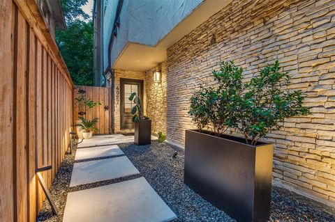 4027 Hawthorne Dallas TX 75219