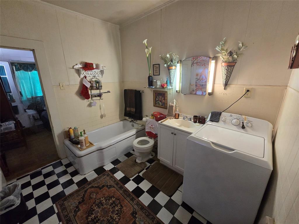 F&Sw Blundell 10 - Residential