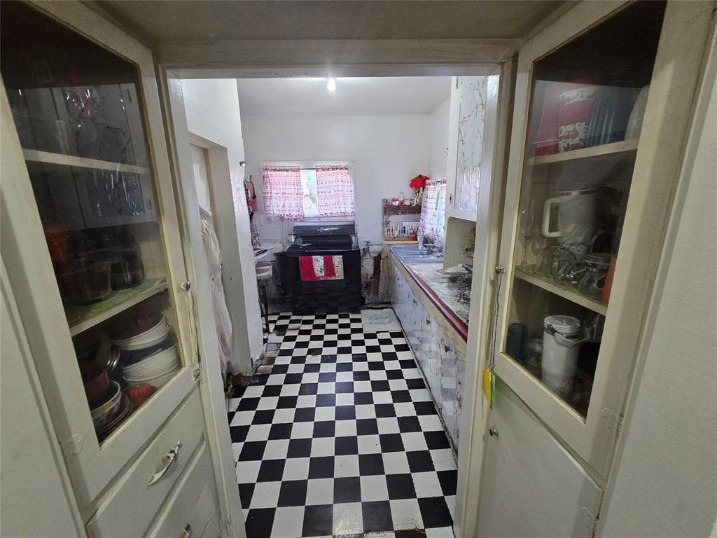 F&Sw Blundell 10 - Residential