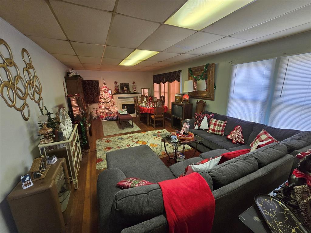 F&Sw Blundell 10 - Residential