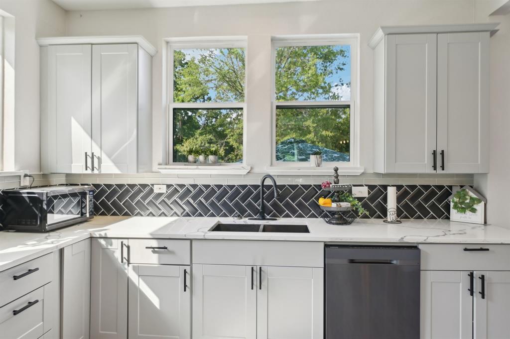 Terrell Rev - Residential