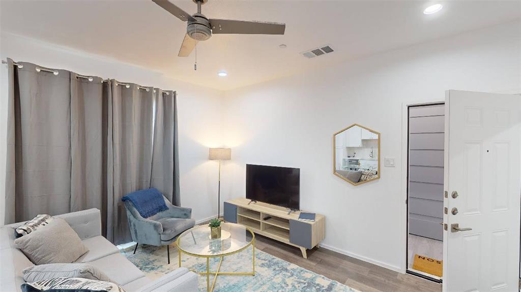 Trunk Ave Twnhms - Residential Lease