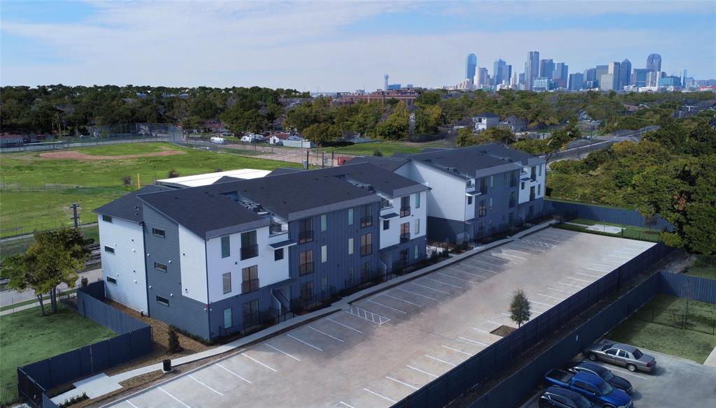 Trunk Ave Twnhms - Residential Lease