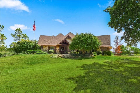 Photo of 9229 Hub Clark Road, Pilot Point, TX 76258 (MLS # 21374675)
