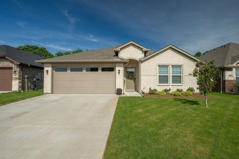 Photo of 8003 Scott Lane, Greenville, TX 75402 (MLS # 21269738)