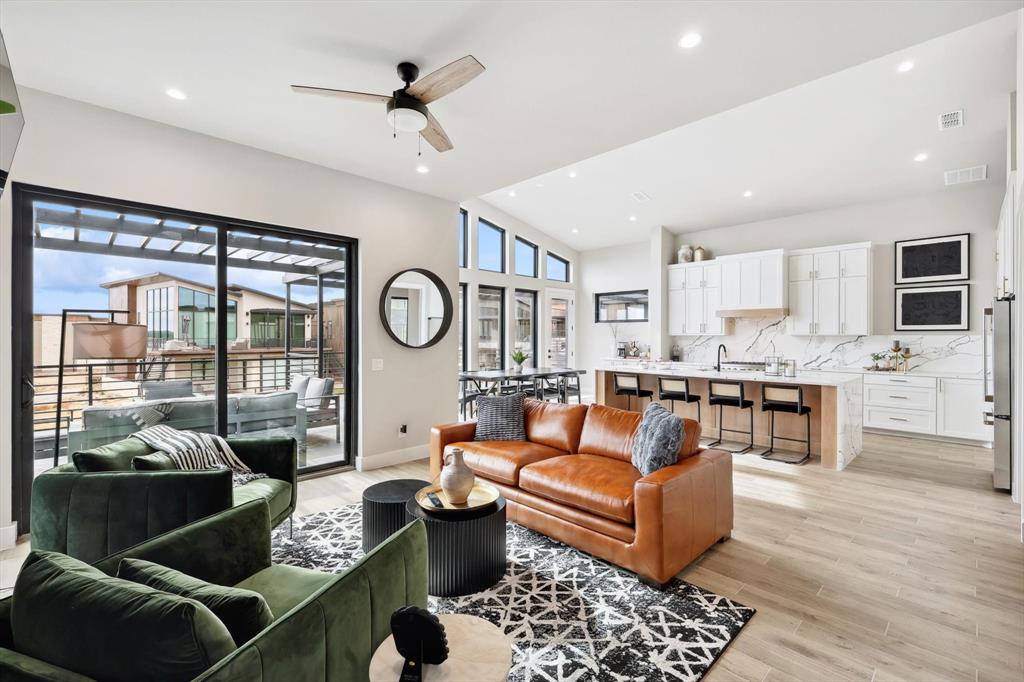 12 Breakwater Bend