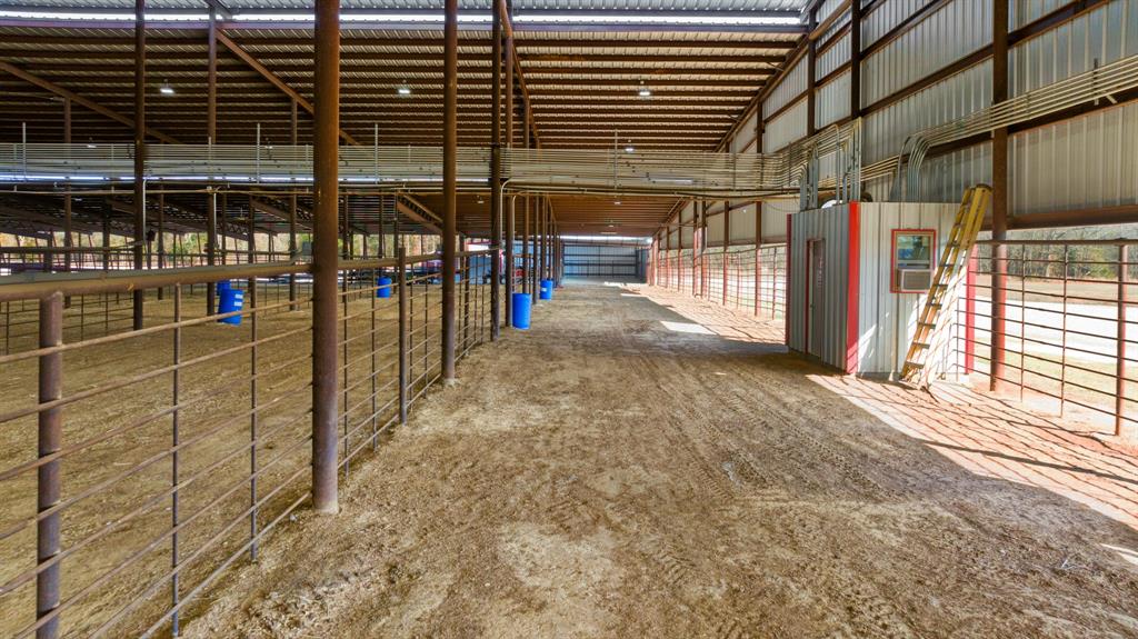 na - Commercial Sale