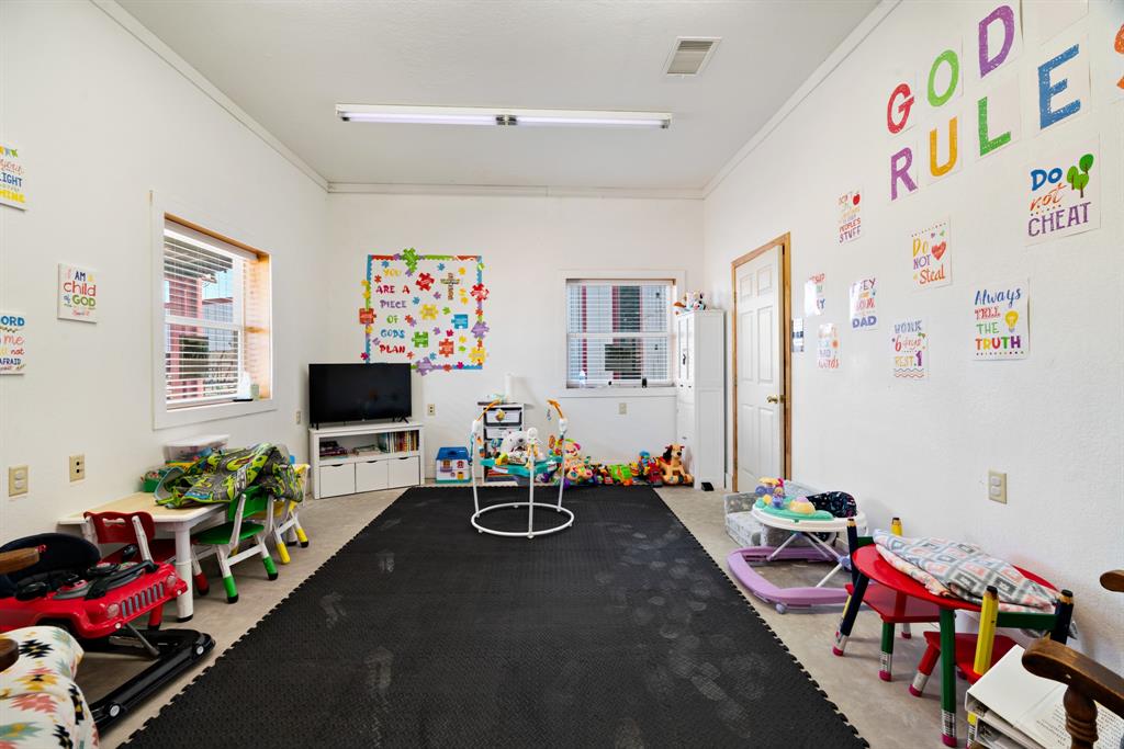 na - Commercial Sale