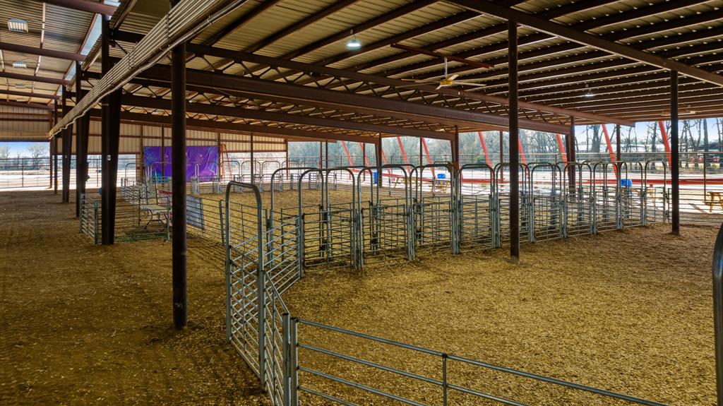 na - Commercial Sale