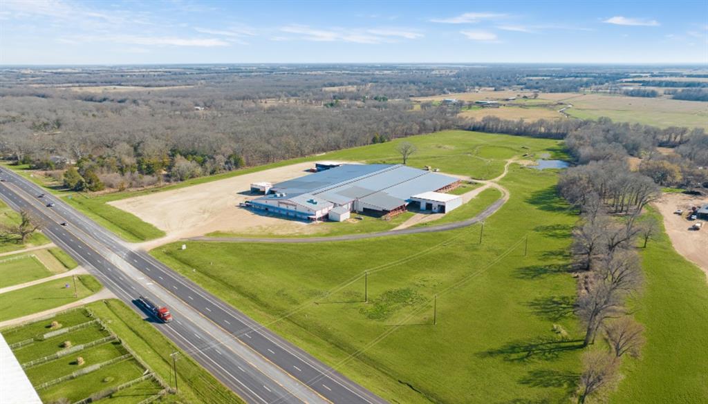 na - Commercial Sale