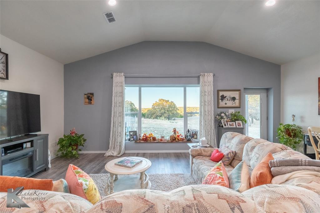 (926NW) JIM NED ABST-NORTHWEST - Residential