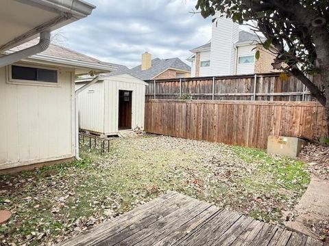 A home in Lewisville