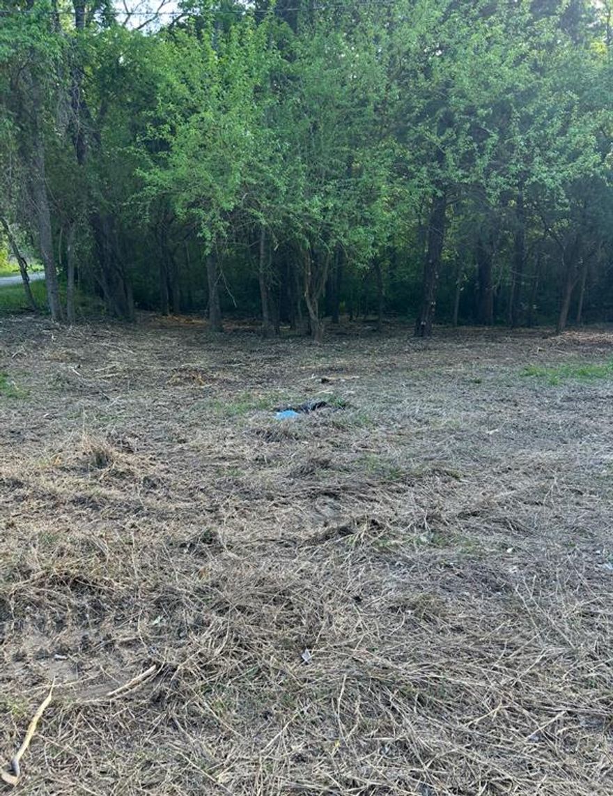 Lake front property on West Tawakoni. Looking to build a weekend home or your forever home then look no farther. This property is untouched raw land ready to build and make it your own. It won't last long. There are a total of 6 lots together making 1.88 acres MOL owner is will to sell individually or all together.