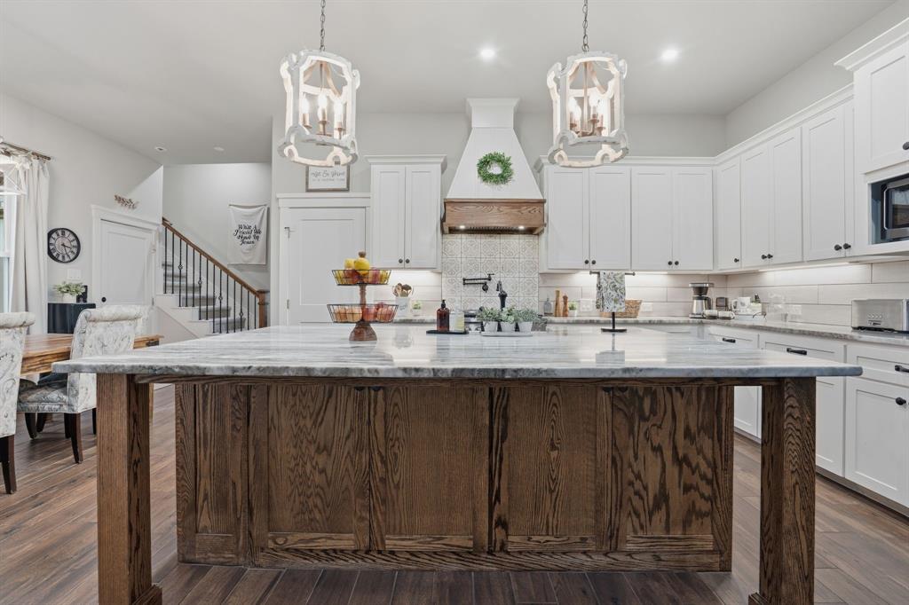 Estates Wind Song Hill Add - Residential