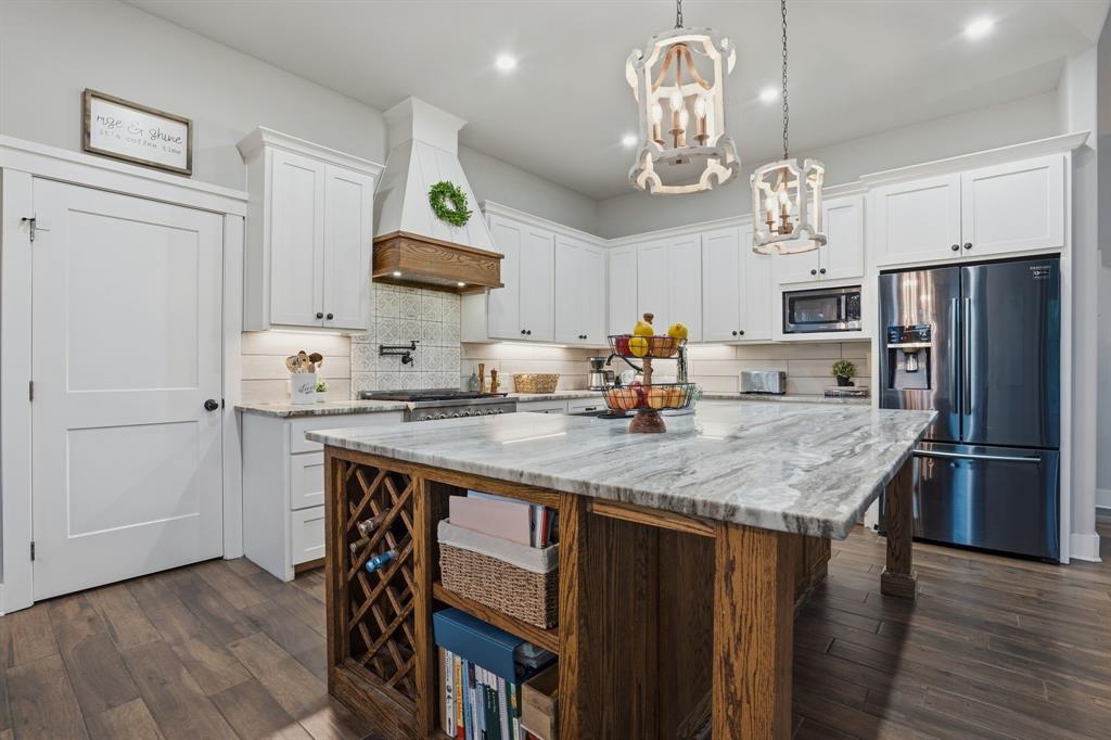 Estates Wind Song Hill Add - Residential