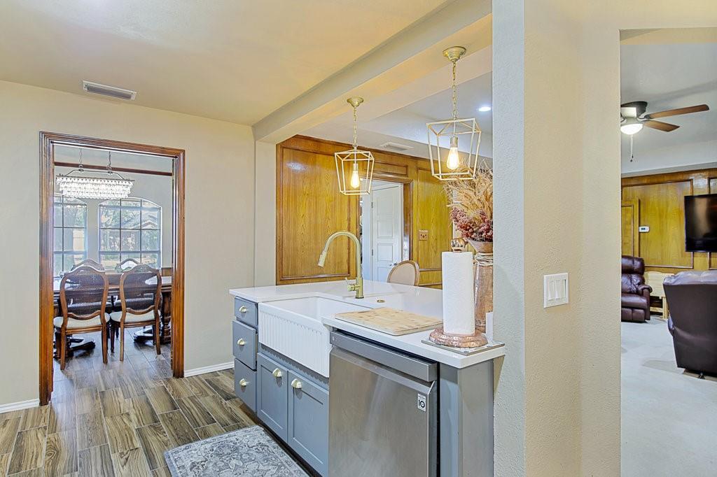 Lake Country Secret Harbour - Residential