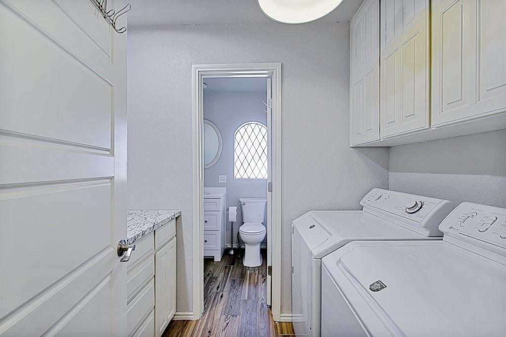 Lake Country Secret Harbour - Residential