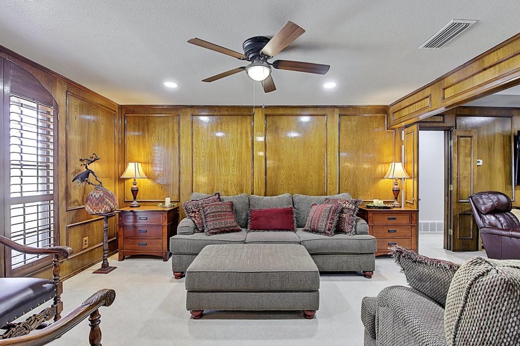 Lake Country Secret Harbour - Residential