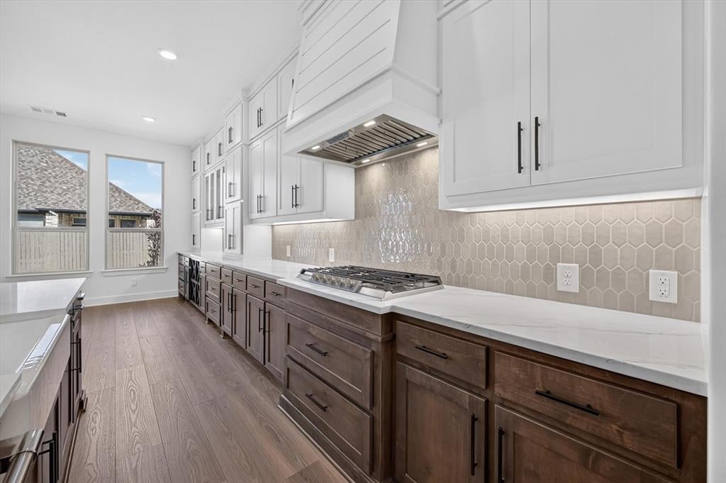 304 Barnwood Way
