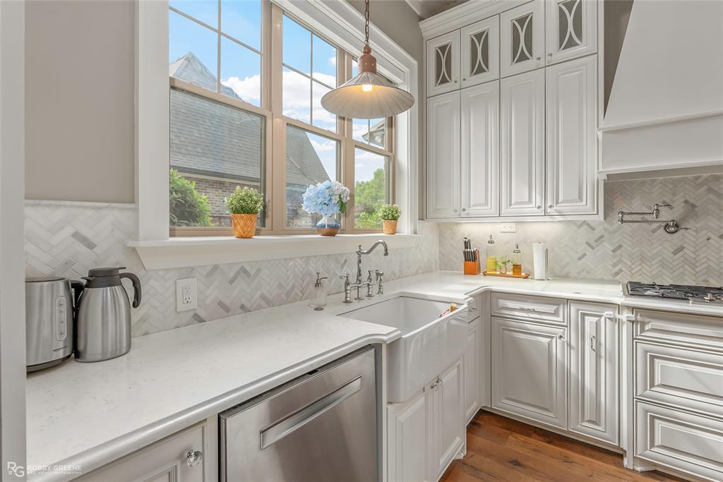 Oak Alley - Residential