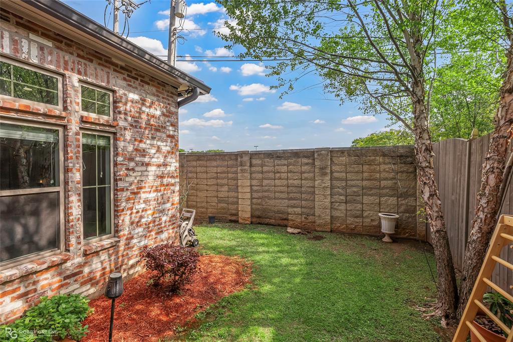 Oak Alley - Residential