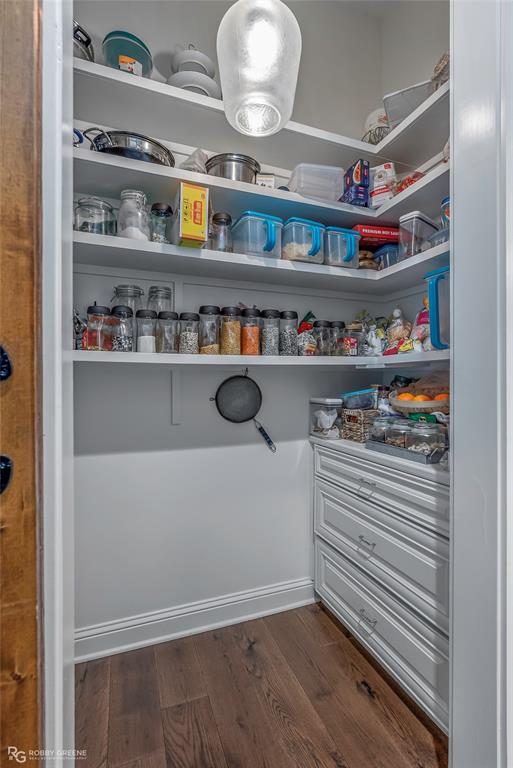 Oak Alley - Residential