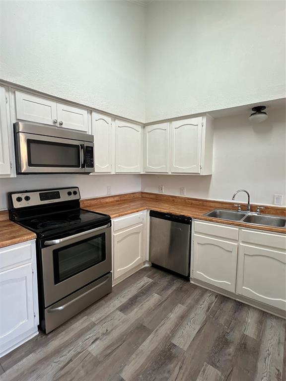 Sable Ridge Condos Ph 01-06 - Residential