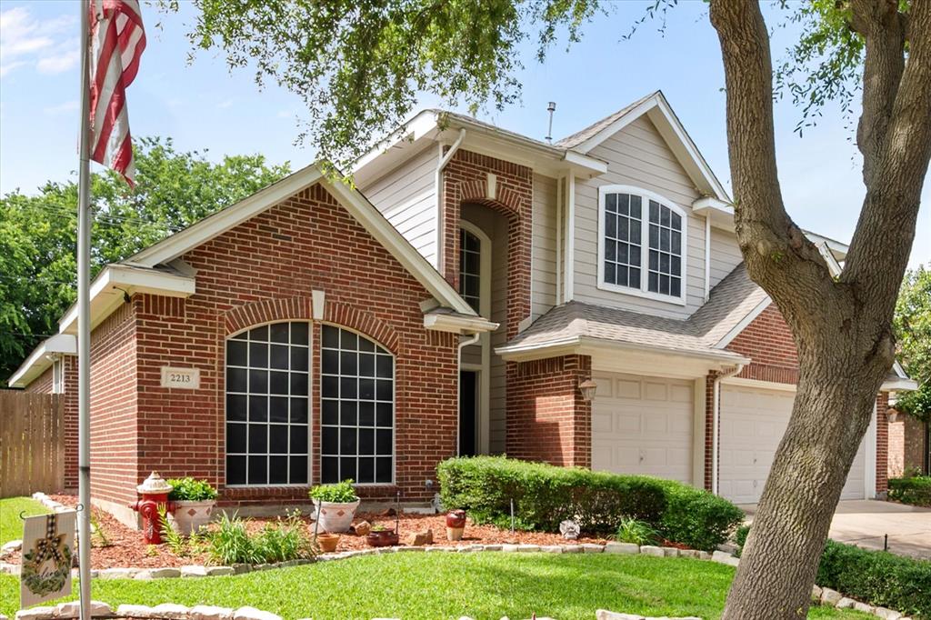 2213 Laura Elizabeth Trail