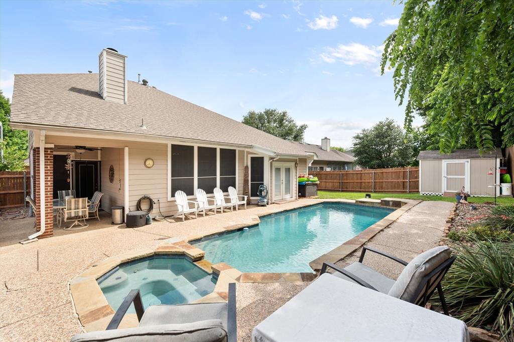 2213 Laura Elizabeth Trail
