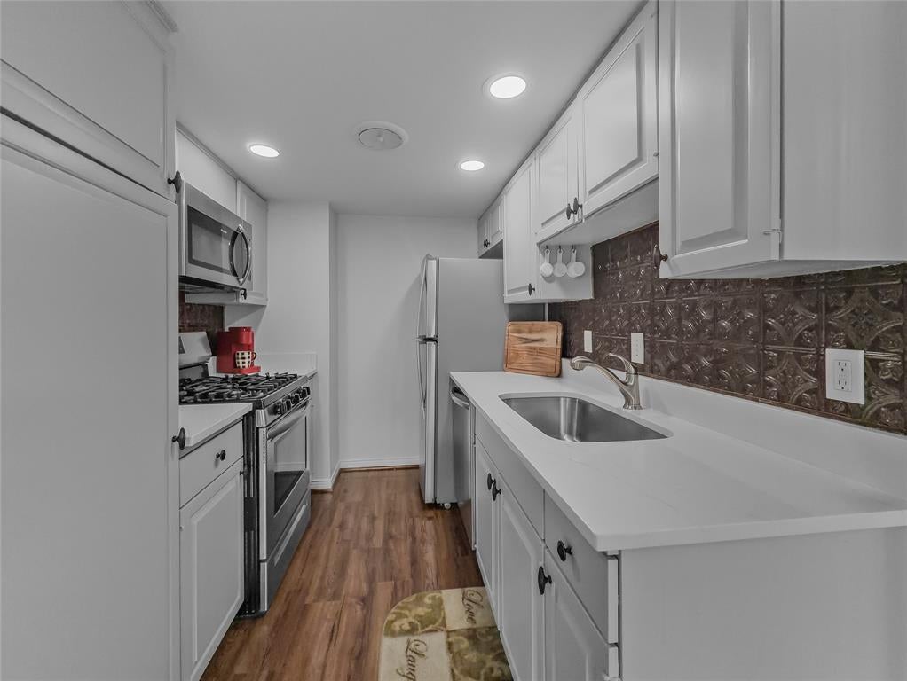 15922 Club Crest Drive 2107