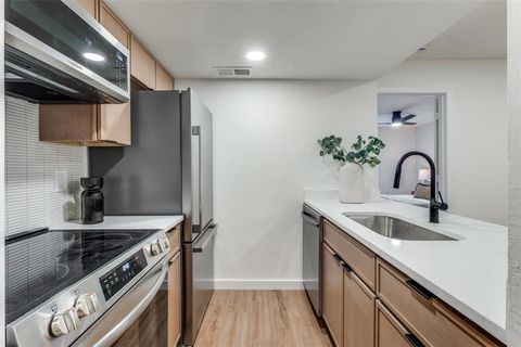 Tiny photo for 4525 Gilbert Avenue #202, Dallas, TX 75219 (MLS # 21101176)