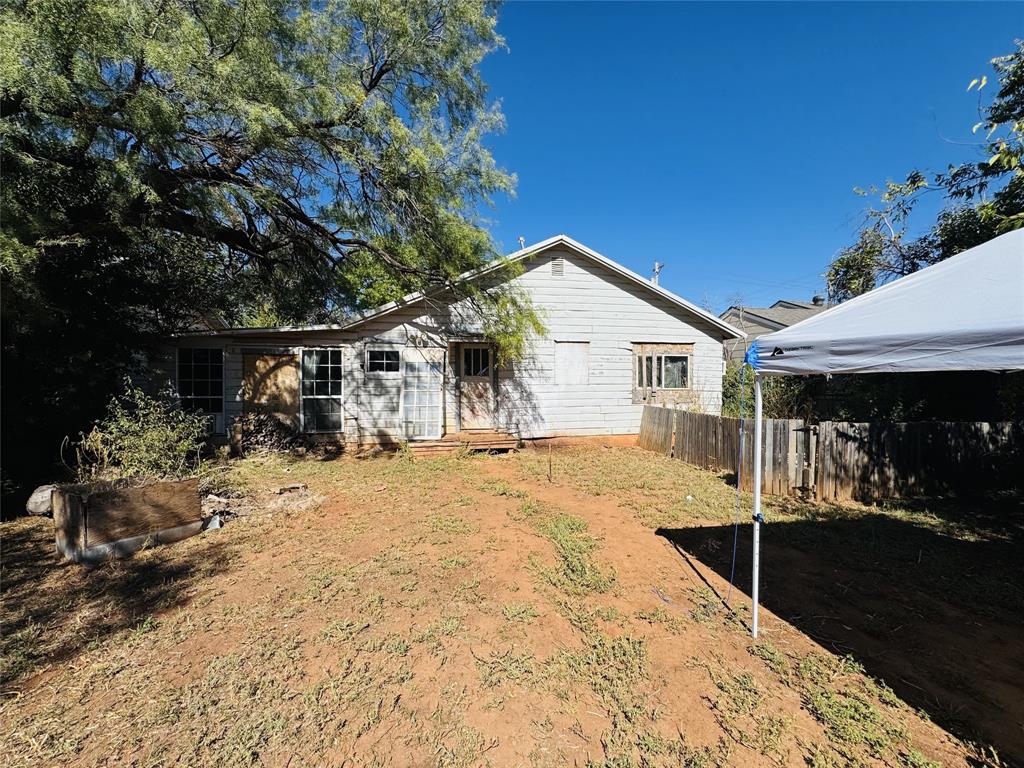 T A Russell Of Campbell - Residential