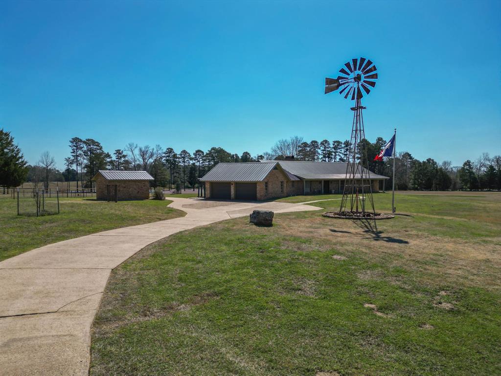 3843 S FM 2199