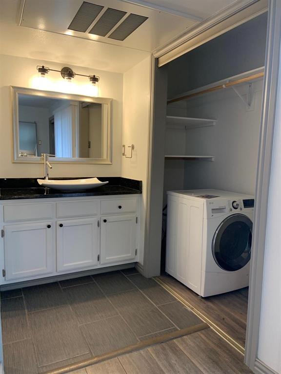 Martys Oak Lawn Add - Residential Lease