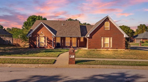 506 AMY JO CIR, AUBREY, TX 76227 - Image 09fabaafbf59505de9d226f819a20fc8/22308489