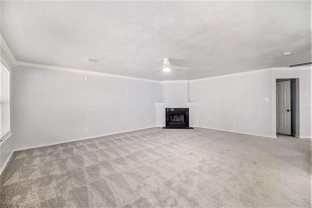 6512 Willow Oak Court