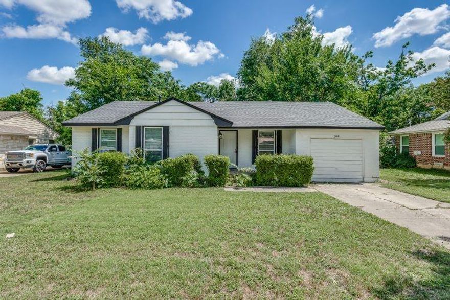 Immaculate and fully updated single-story home featuring 4 bedrooms and 2 bathrooms...ready for immediate move-in.  Enjoy beautiful vinyl flooring throughout, with a freshly painted interior. Abundant natural light pours in through numerous windows, creating a bright and airy atmosphere.  The kitchen opens seamlessly to the dining area and features granite countertops. Ensuite bathroom in master bedroom.  Additional highlights include a dedicated laundry room. Step outside to a generously sized, fenced backyard—perfect for entertaining.

This home is a must-see. Don’t miss your chance!  Schedule your visit today!