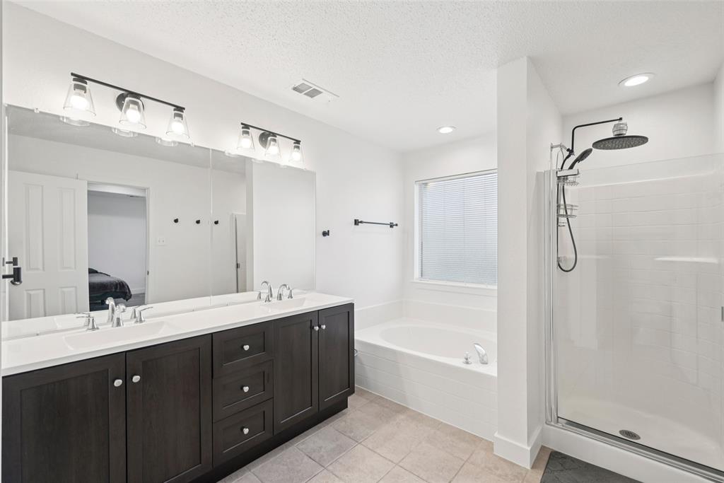 Anna, Texas 75409, United States, 4 Bedrooms Bedrooms, ,2 BathroomsBathrooms,Residential,Pending,210900