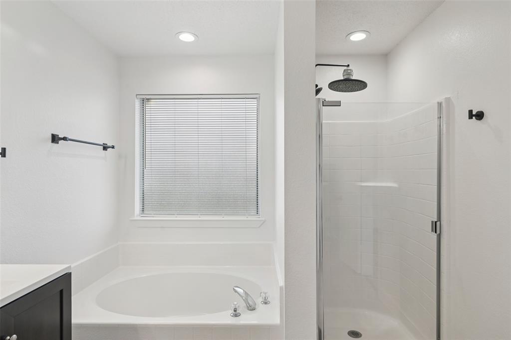 Anna, Texas 75409, United States, 4 Bedrooms Bedrooms, ,2 BathroomsBathrooms,Residential,Pending,210900