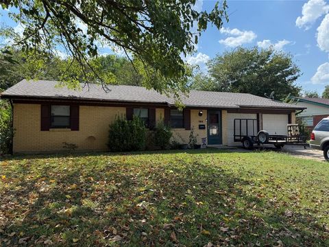 133 Jill Ann Drive Burleson TX 76028