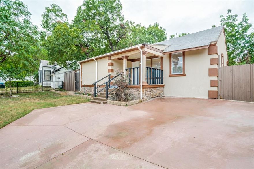 Renovated 3-bedroom, 2-bath home combines modern updates with a prime Dallas location. The spacious 11x17 living room is perfect for movie nights, while the bright eat-in kitchen—complete with a new stove and dishwasher—invites gathering and everyday convenience. Each of the three bedrooms offers ample closets and generous space for comfort and relaxation. 

Step outside and enjoy life just minutes from Downtown Dallas, the Dallas Zoo, and the Bishop Arts District’s unique restaurants and shops. Soon, you’ll be able to walk to the exciting new Southern Gateway Park, bringing green space and community events right to your neighborhood.

Set on a large corner lot, this property features ample parking, a decorative iron front fence, and a tall privacy fence surrounding the backyard—an ideal setting for BBQs, playtime, or quiet evenings under the stars. With quick access to I-35 and the best of the city at your doorstep, this home offers the perfect balance of urban energy and private comfort.
Buyer to verify all information, including schools.
