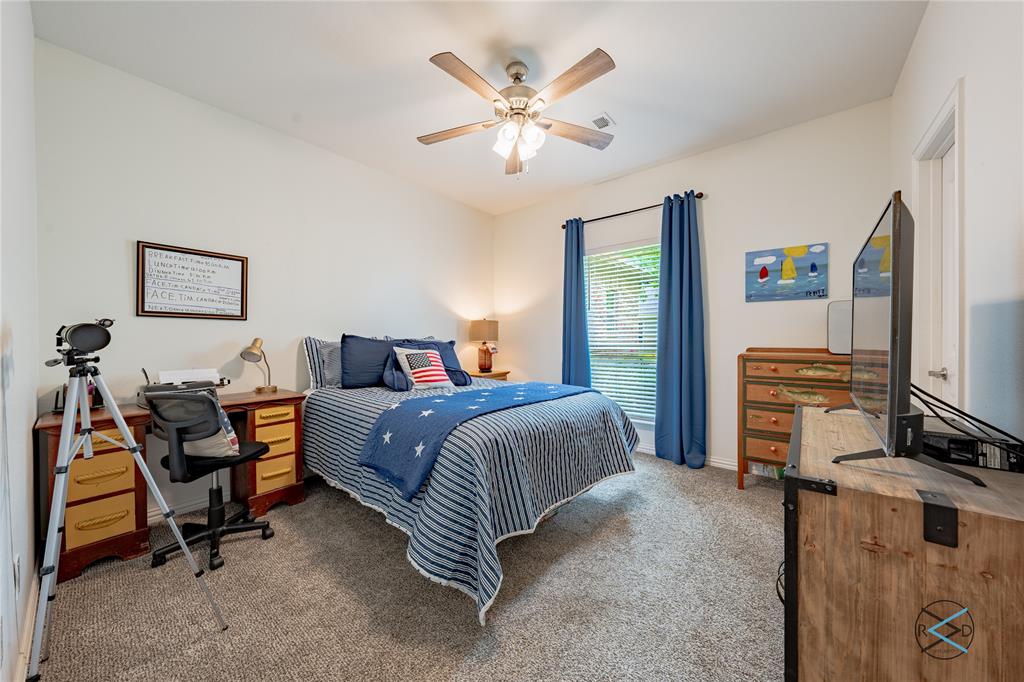 Bluffs Cedar Crk Lk-Ph Il & IV - Residential