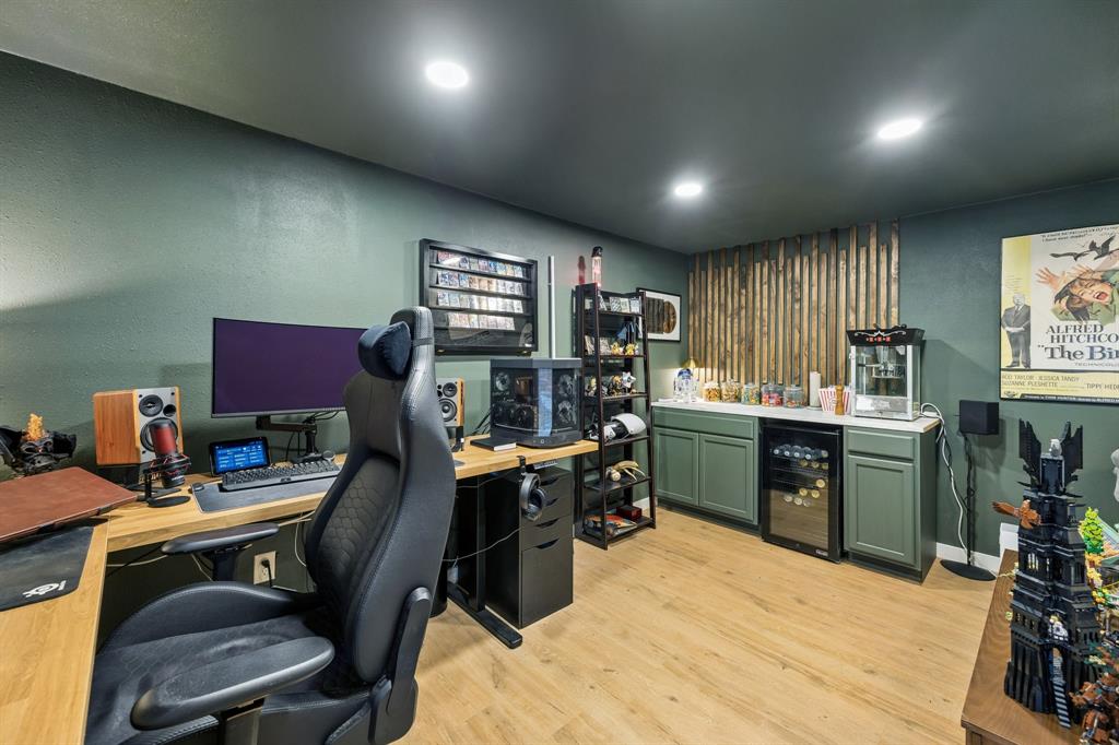 Mc Kamy Oaks Add - Residential